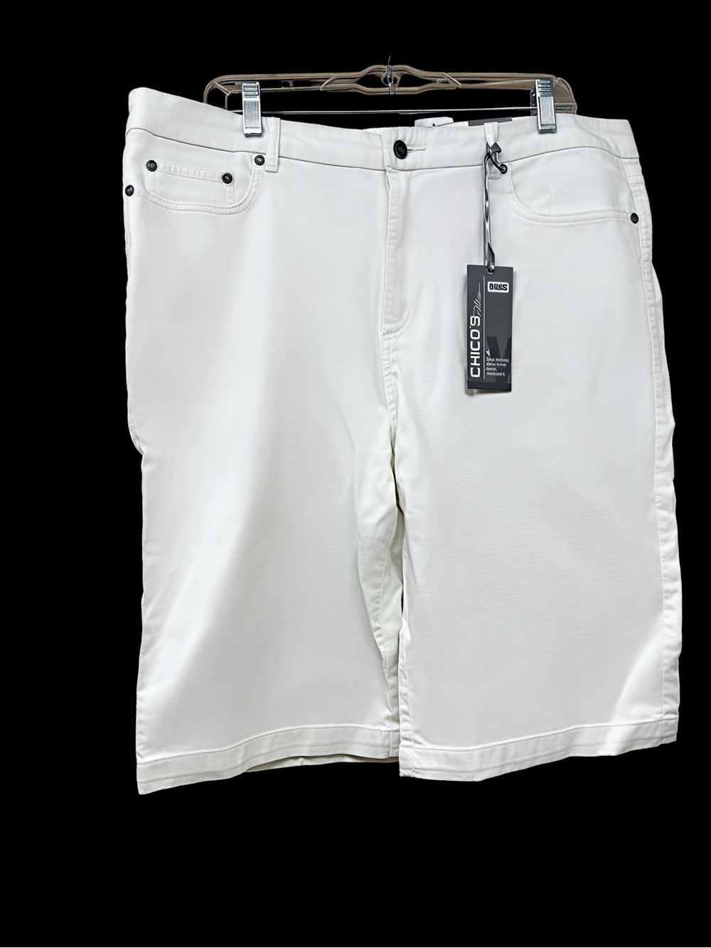 Chico's Cream Women's Flat-Front Denim Casual Shorts xl